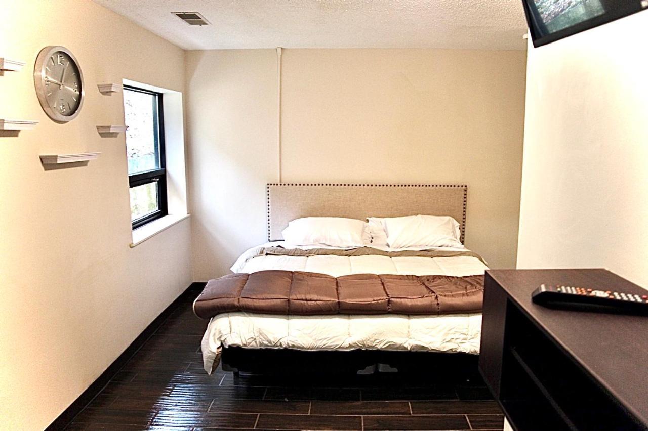Pine Mountain Inn Pineville エクステリア 写真