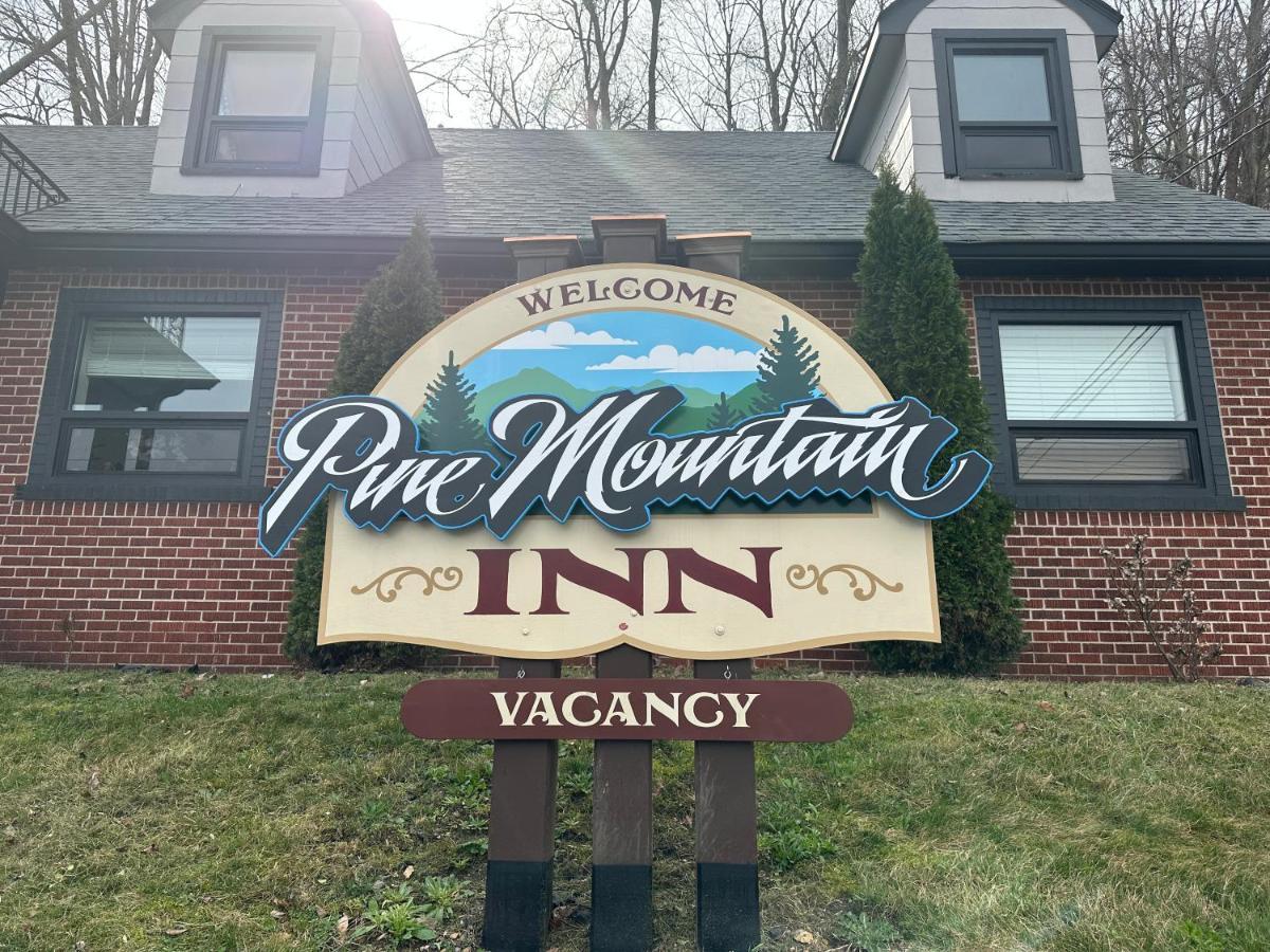 Pine Mountain Inn Pineville エクステリア 写真